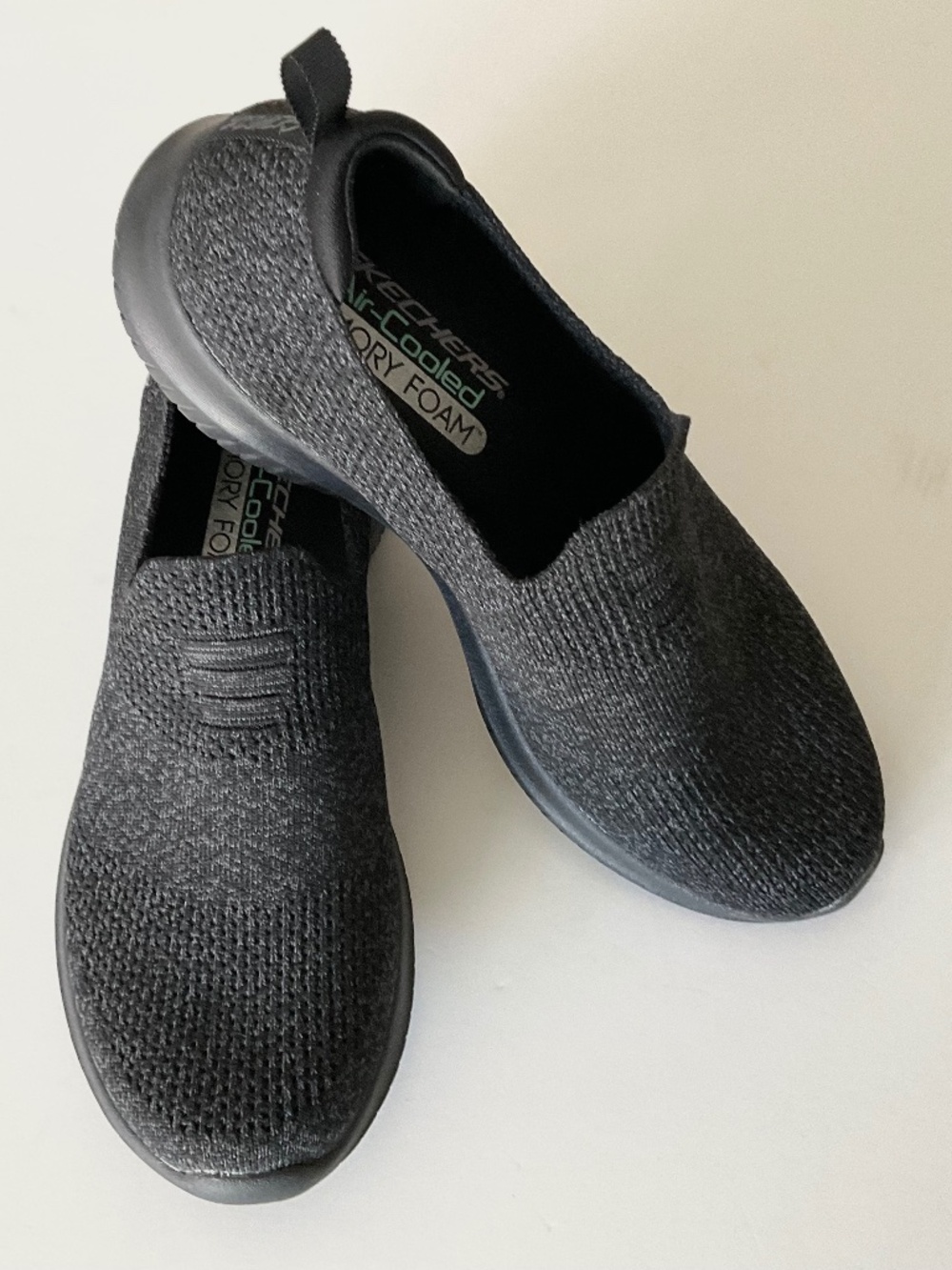 SKECHERS Air-Cooled Memory Foam Grey Slip-On Size 8.5 NEW